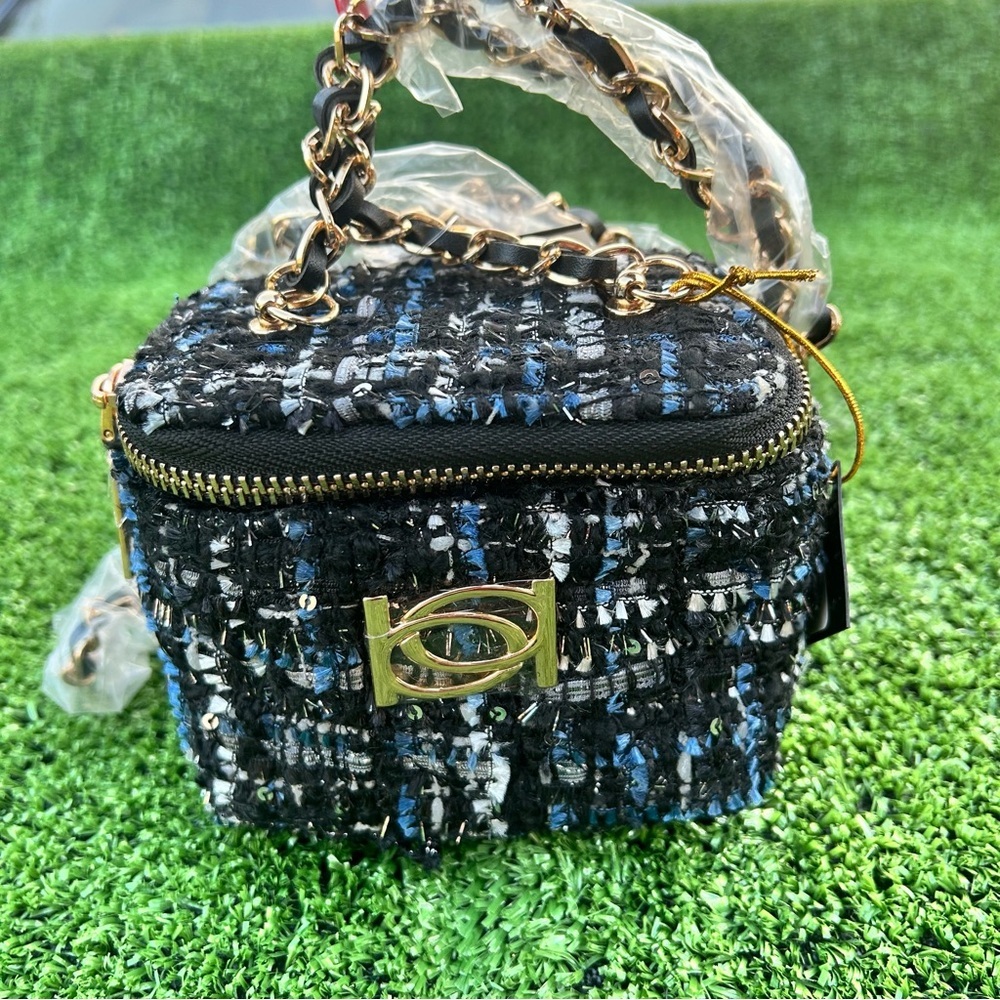 Bebe black and blue chain crossbody bag nwt